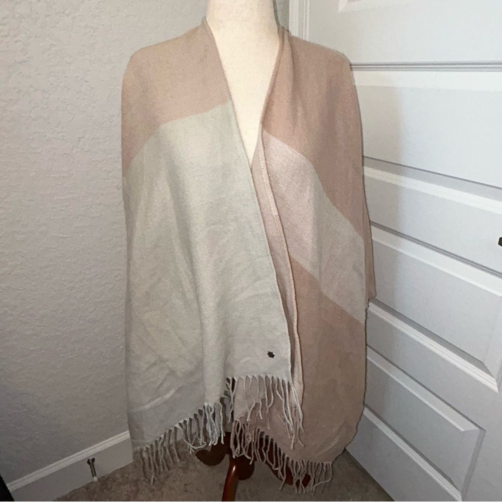 SOIA & KYO Block Print Fringe Shawl Wrap
